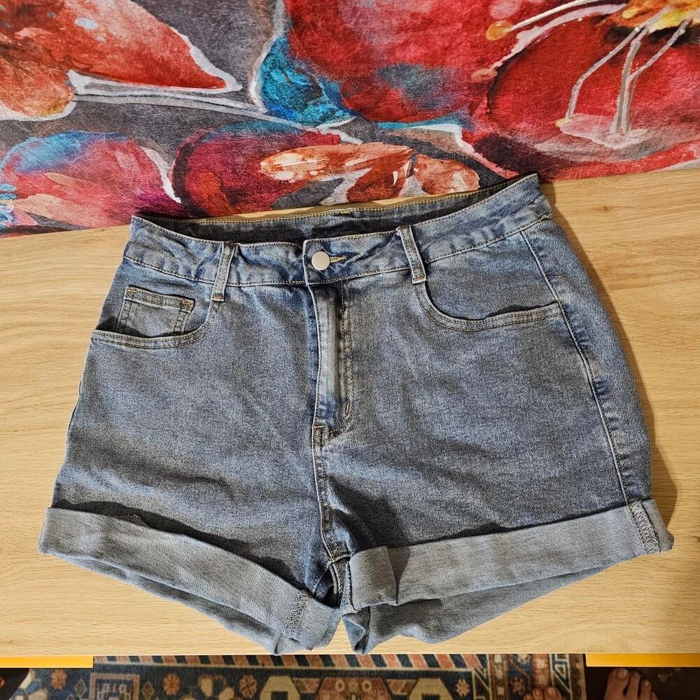 Romwe Women's Blue and Navy Shorts